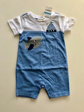 Baby Onsie, Little romper with shark drsign